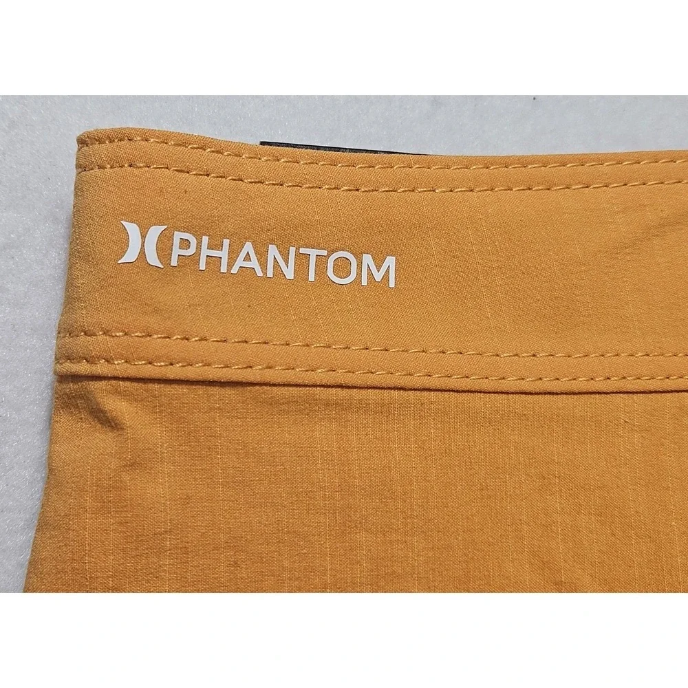 Hurley Phantom Naturals 18